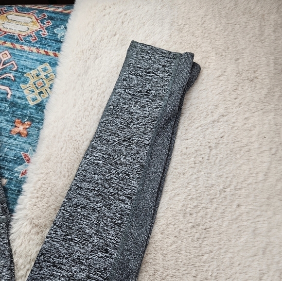 Athleta Women's Size S Exhale Heel Tight Leggings Softluxe Gray 511157 - Picture 3 of 7